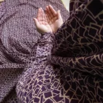 Namaz Chaddar in Anthurium Maroon with Square Print