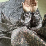 Namaz Chaddar in Silver with Floral Print