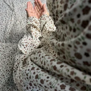 Namaz Chaddar in Cherry Blossom Brown with Floral Print
