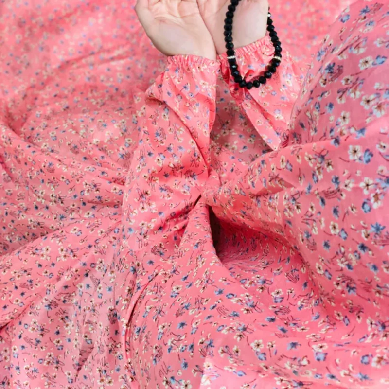 Namaz Chaddar in Daffodil Pink with Flower Print